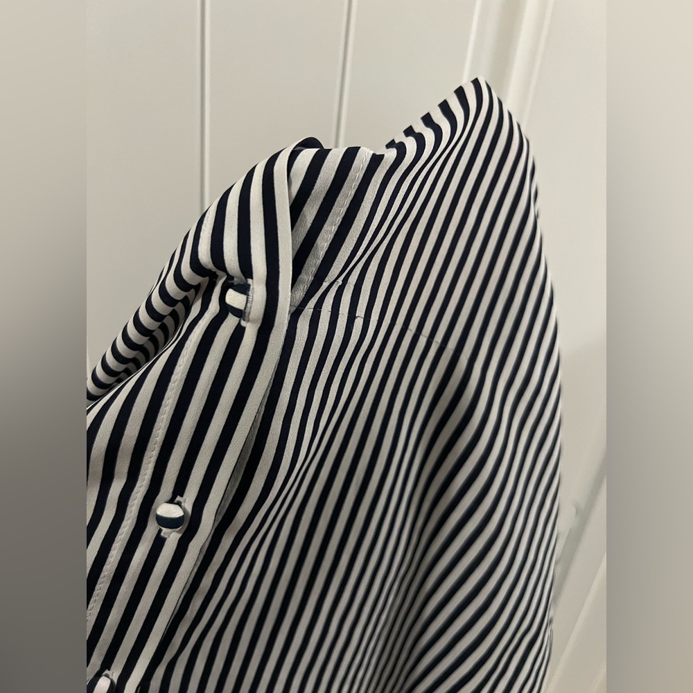 Banana Republic Dillon Black Blouse White Vertical Stripe Button Down Ruffle Top - Picture 11 of 13